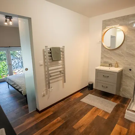 Appartement The Loft - Koezponti Privat Haz, Wellness Esztergom