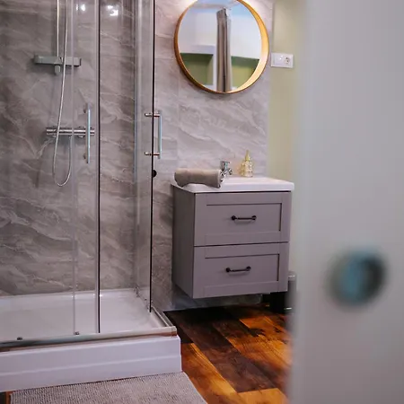 The Loft - Koezponti Privat Haz, Wellness * Esztergom