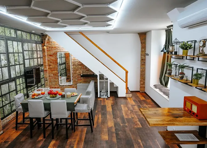 The Loft - Koezponti Privat Haz, Wellness דירה אסטרגום