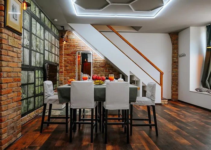 The Loft - Koezponti Privat Haz, Wellness אסטרגום